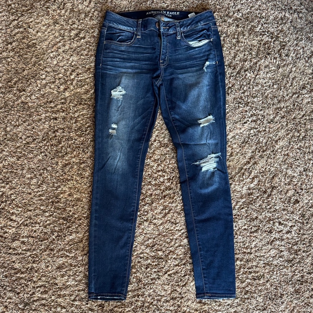 American Eagle Outfitters Women's Dark Blue Distressed Skinny Jeans